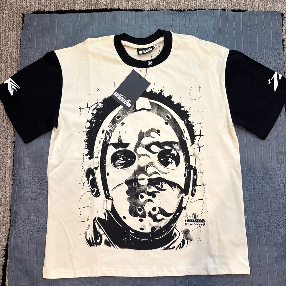Black and White Artistic Short Sleeve Tees